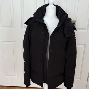 Canada Goose Black Puffer Jacket